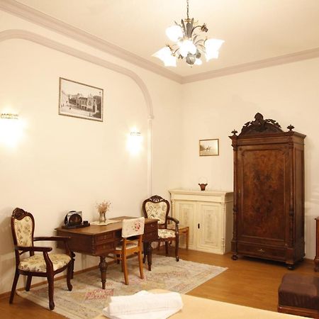 Apartamento Art House Petunia Tiflis Exterior foto