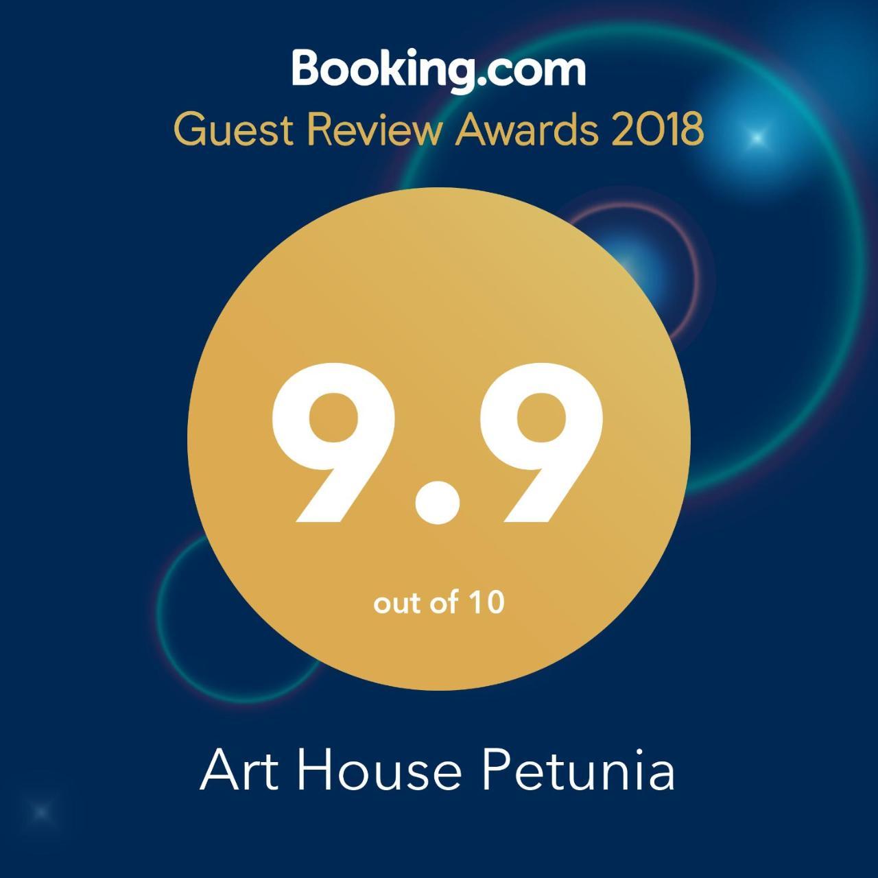 Apartamento Art House Petunia Tiflis Exterior foto