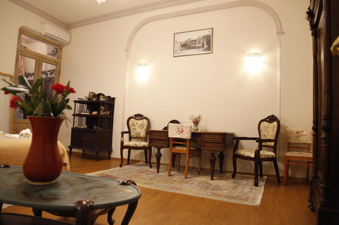 Apartamento Art House Petunia Tiflis Exterior foto