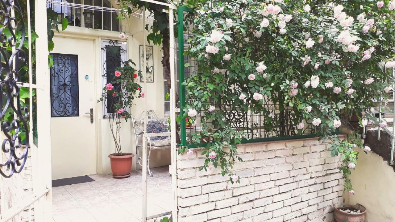 Apartamento Art House Petunia Tiflis Exterior foto